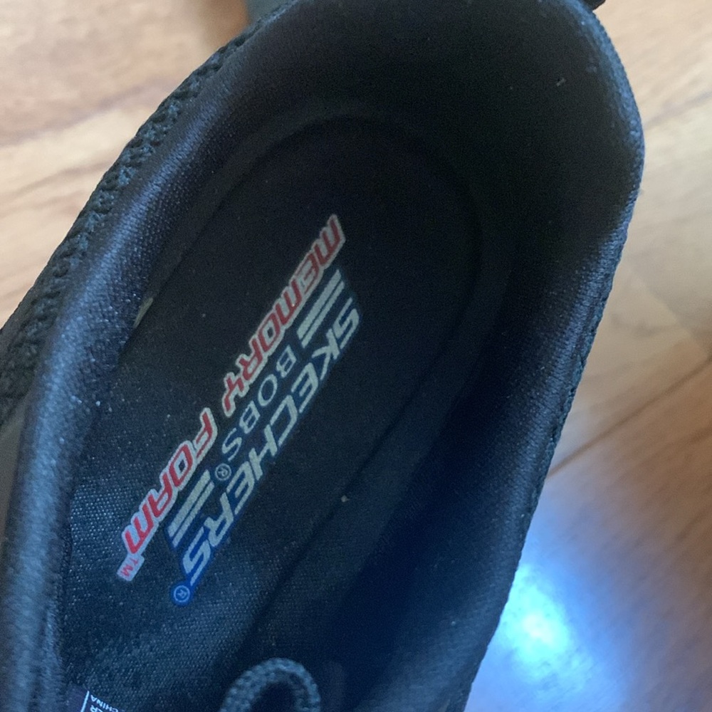 Sketchers Memory Foam Size 7 Excellent Condition - image 2